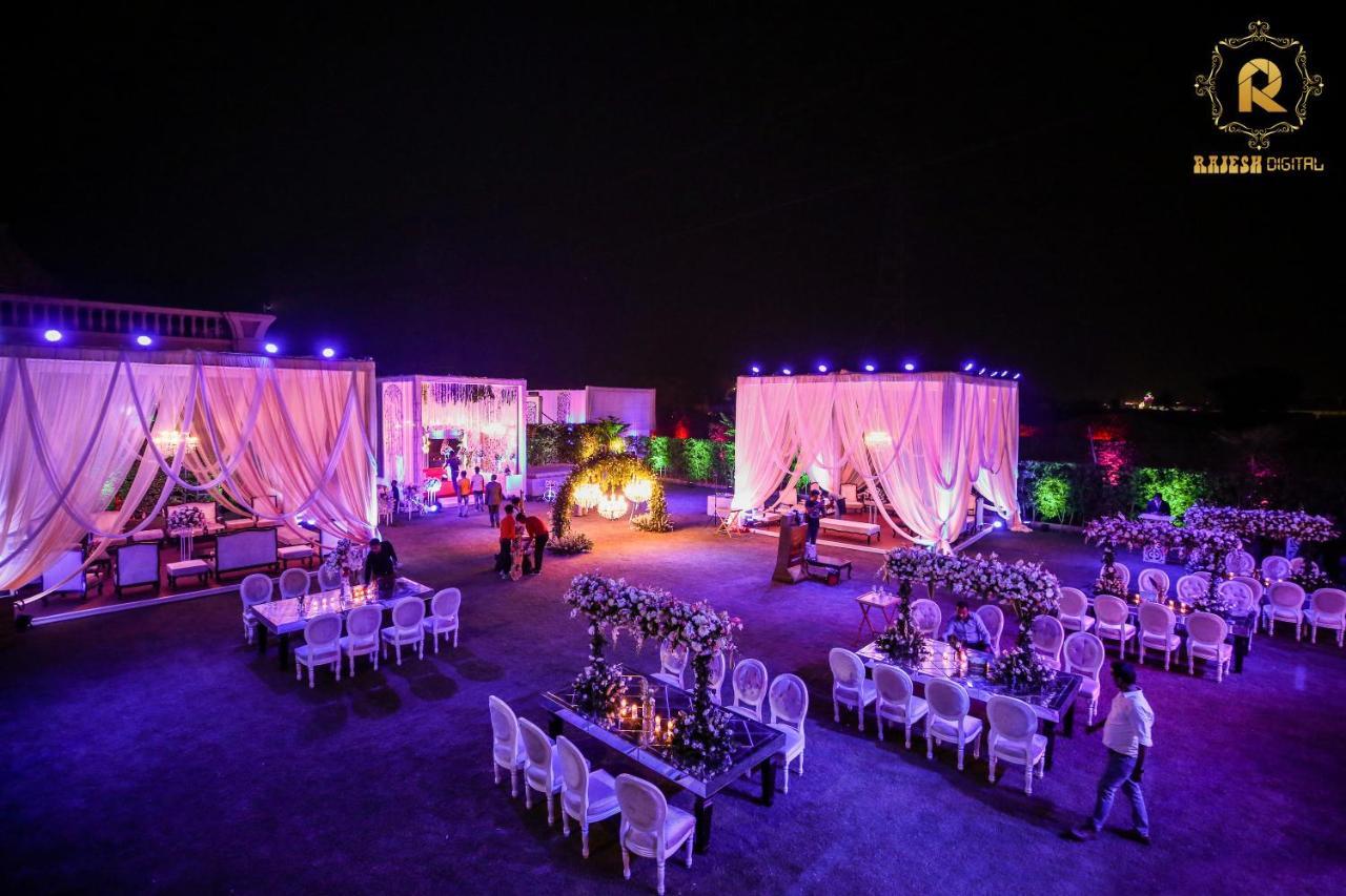 Golden Galaxy Hotels And Resorts Delhi  Bagian luar foto